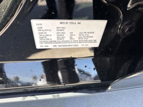 Used 2023 Tesla Model Y Long Range image 10