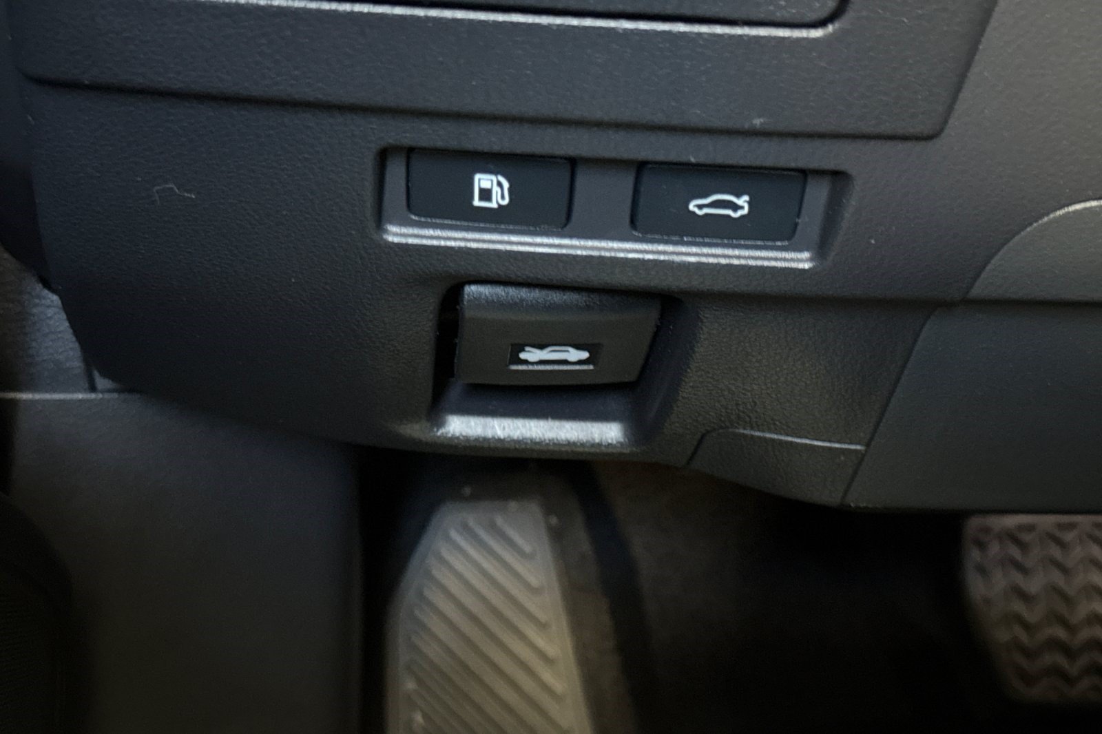 Certified 2025 Lexus ES 300h w/ Premium Package FWD image 35