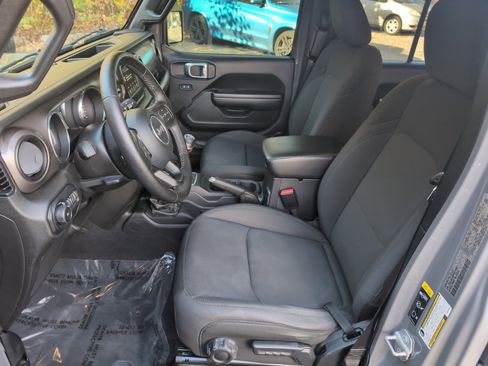 Used 2021 Jeep Wrangler Unlimited Willys image 17