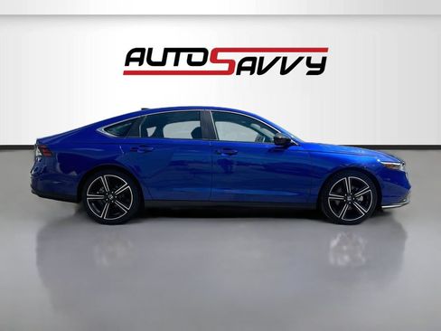 Used 2025 Honda Accord Sport image 8