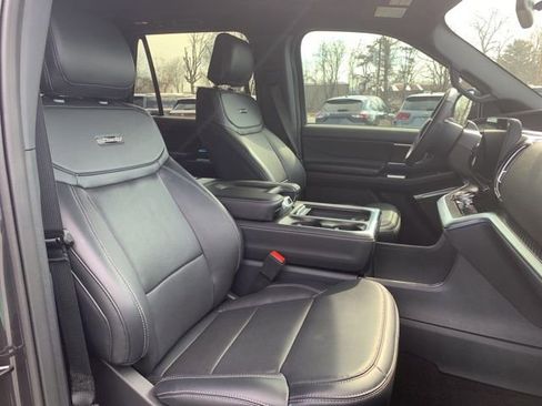 New 2025 Ford Expedition Platinum w/ Stealth Performance Package image 16