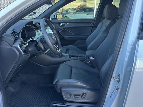 Used 2025 Audi Q3 2.0T Premium w/ Convenience Package image 12