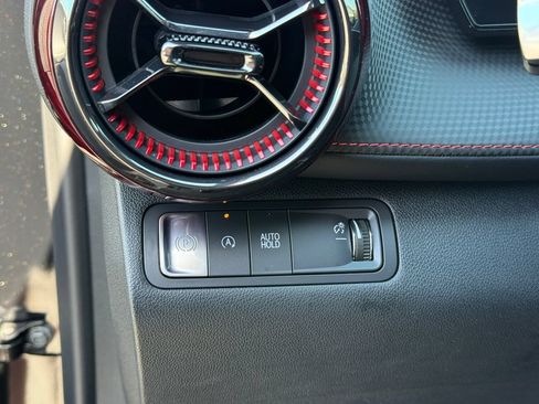 Used 2026 Chevrolet Equinox RS FWD image 25