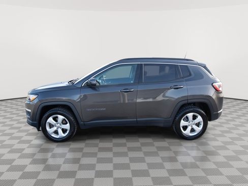 Used 2018 Jeep Compass Latitude w/ Popular Equipment Group image 2