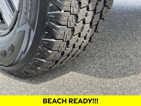 Used 2024 Jeep Wrangler Unlimited Sport AWD/4WD image 10