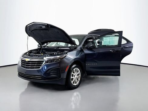 Used 2022 Chevrolet Equinox LS AWD/4WD image 18