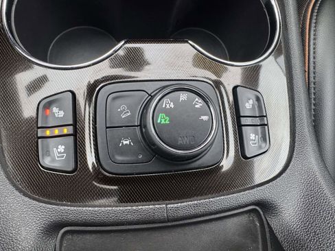 Used 2021 GMC Acadia AT4 w/ Technology Package image 35