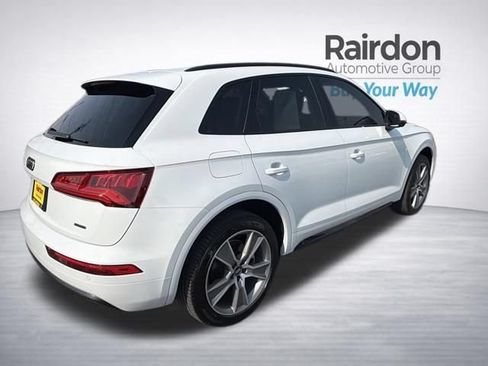 Used 2020 Audi Q5 2.0T Premium Plus w/ Premium Plus Package AWD/4WD image 7