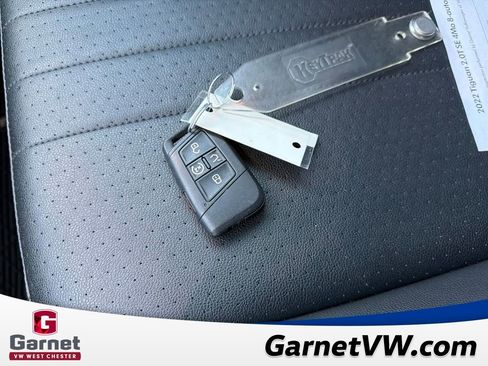 Certified 2022 Volkswagen Tiguan SE image 28