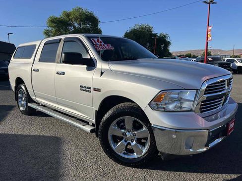 Used 2016 RAM 1500 Big Horn AWD/4WD image 4