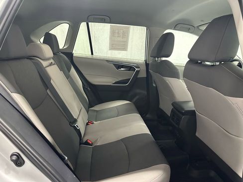 Used 2025 Toyota RAV4 XLE image 52