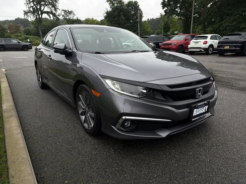 Used 2019 Honda Civic EX image 2