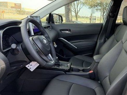 New 2026 Toyota Corolla Cross XLE image 25