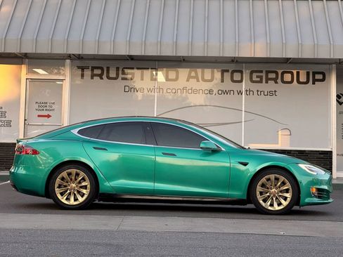 Used 2016 Tesla Model S 75D AWD/4WD image 4