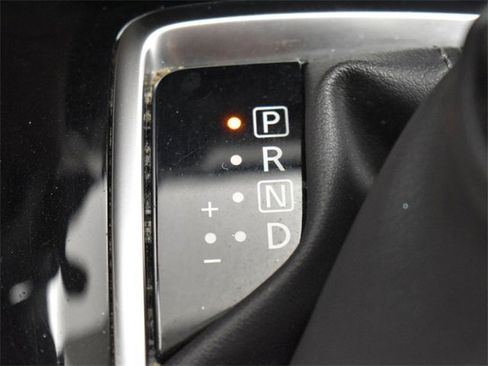 Used 2019 Nissan Rogue Sport SV image 20