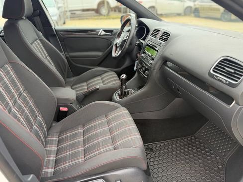 Used 2013 Volkswagen GTI 4-Door FWD image 11