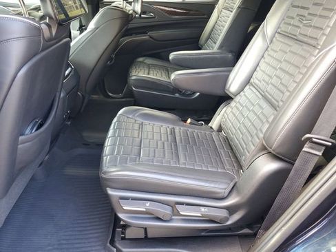 Used 2021 Cadillac Escalade Sport Platinum image 22