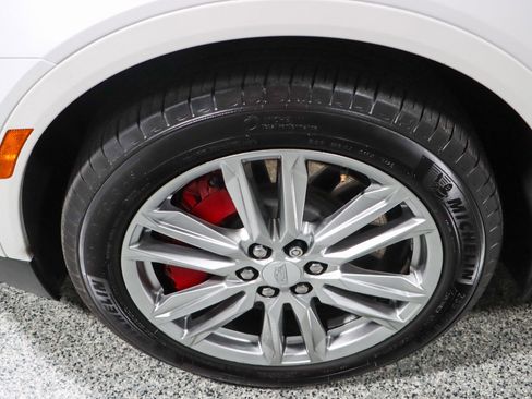 Used 2023 Cadillac XT5 Sportv image 11