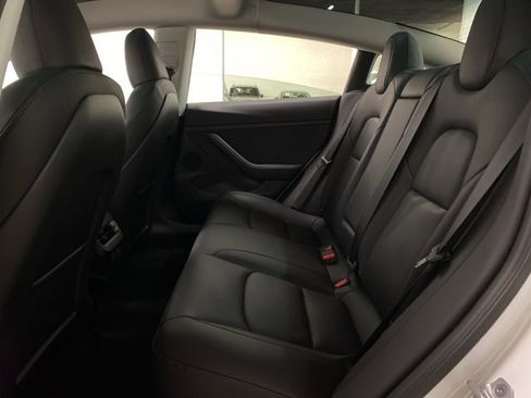 Used 2023 Tesla Model 3 Performance image 18