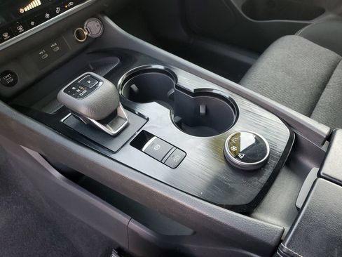 Certified 2025 Nissan Rogue SV AWD/4WD image 34