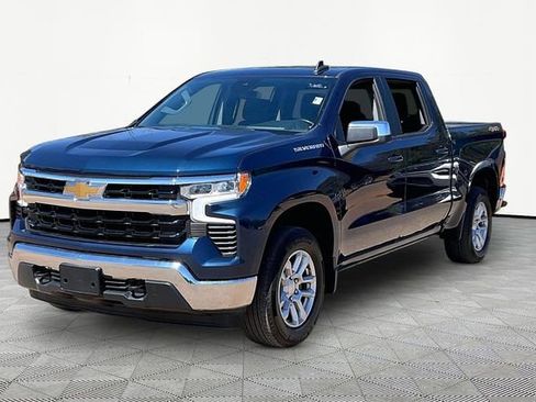 Used 2023 Chevrolet Silverado 1500 LT AWD/4WD image 3