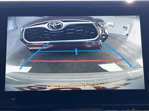 Certified 2024 Toyota Corolla LE FWD image 11