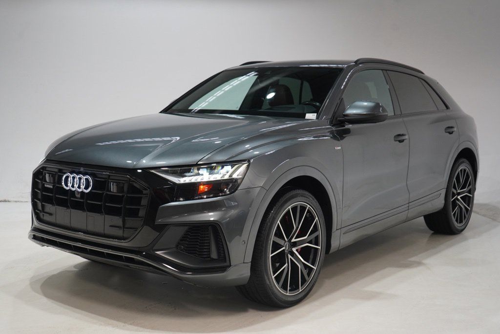 Used 2022 Audi Q8 Prestige AWD/4WD image 3