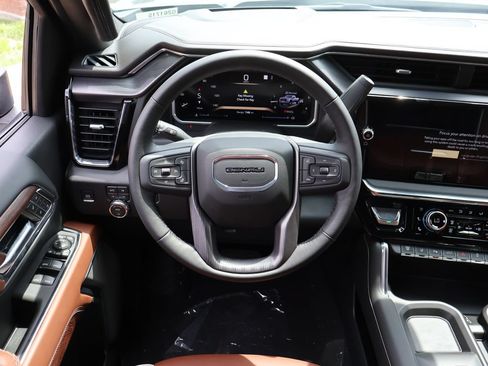 New 2026 GMC Sierra 3500 Denali Ultimate AWD/4WD image 15
