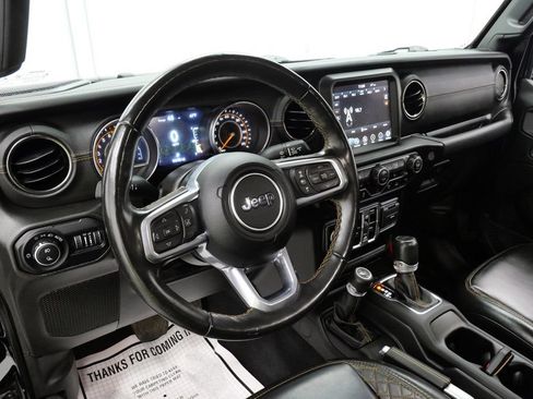 Used 2022 Jeep Gladiator Overland AWD/4WD image 12