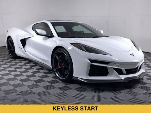 Certified 2024 Chevrolet Corvette E-Ray w/ ZER Performance Package AWD/4WD image 19
