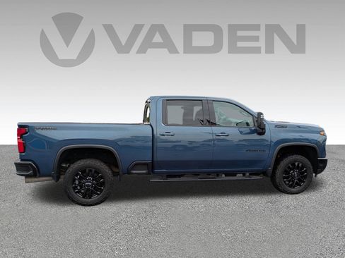 Used 2025 Chevrolet Silverado 2500 LTZ w/ LTZ Plus Package AWD/4WD image 23