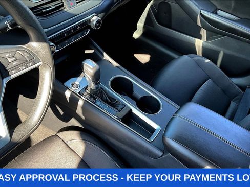 Used 2022 Nissan Altima 2.5 SV FWD image 22