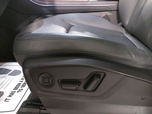 Used 2023 Audi Q7 2.0T Premium Plus w/ Premium Plus Package image 31
