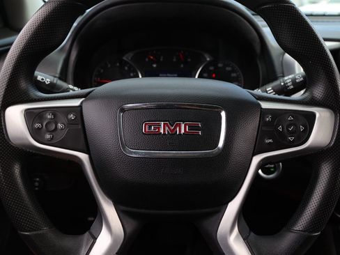 Used 2024 GMC Terrain SLE AWD/4WD image 25