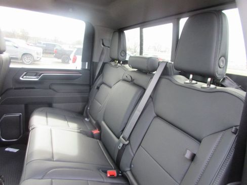 New 2026 GMC Sierra 2500 Denali w/ Denali Reserve Package AWD/4WD image 15