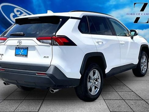 Used 2024 Toyota RAV4 XLE FWD image 2
