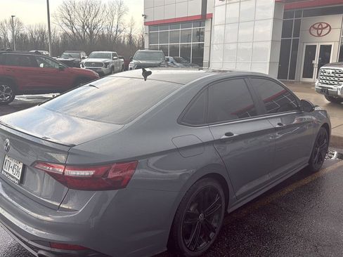 Used 2022 Volkswagen Jetta GLI Autobahn image 4