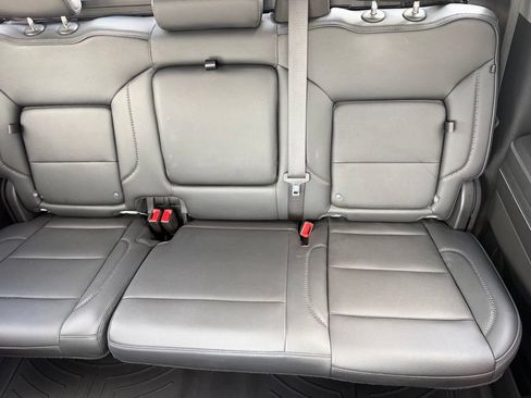 Used 2023 GMC Sierra 1500 Denali AWD/4WD image 14
