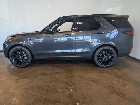 New 2026 Land Rover Discovery S AWD/4WD image 3