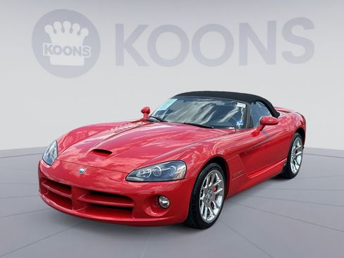 Used 2004 Dodge Viper SRT-10 RWD image 1