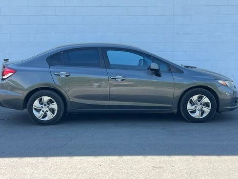 Used 2013 Honda Civic LX image 9