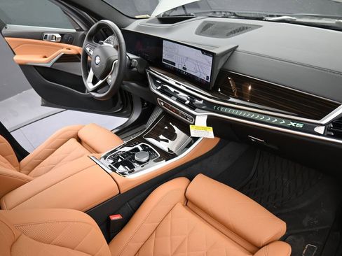 New 2026 BMW X5 xDrive40i AWD/4WD image 18