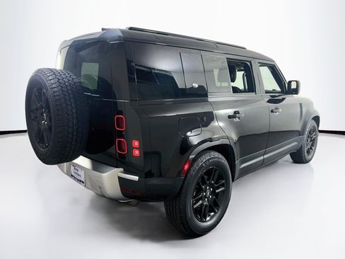 Used 2024 Land Rover Defender 110 S AWD/4WD image 5