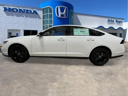 New 2025 Honda Accord SE image 2