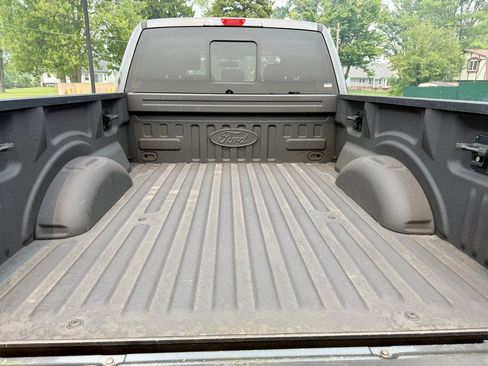 Used 2019 Ford F150 XLT w/ Equipment Group 302A Luxury AWD/4WD image 12