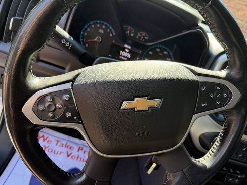 Used 2022 Chevrolet Colorado LT w/ Luxury Package AWD/4WD image 12