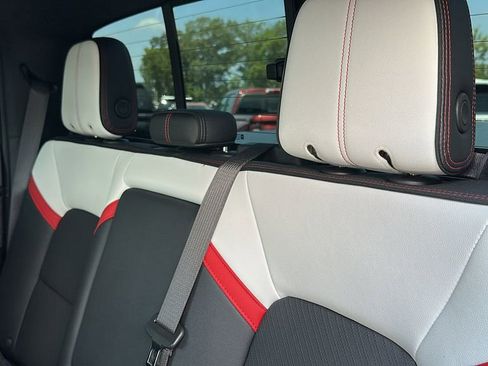 Used 2024 GMC Canyon AT4X image 13