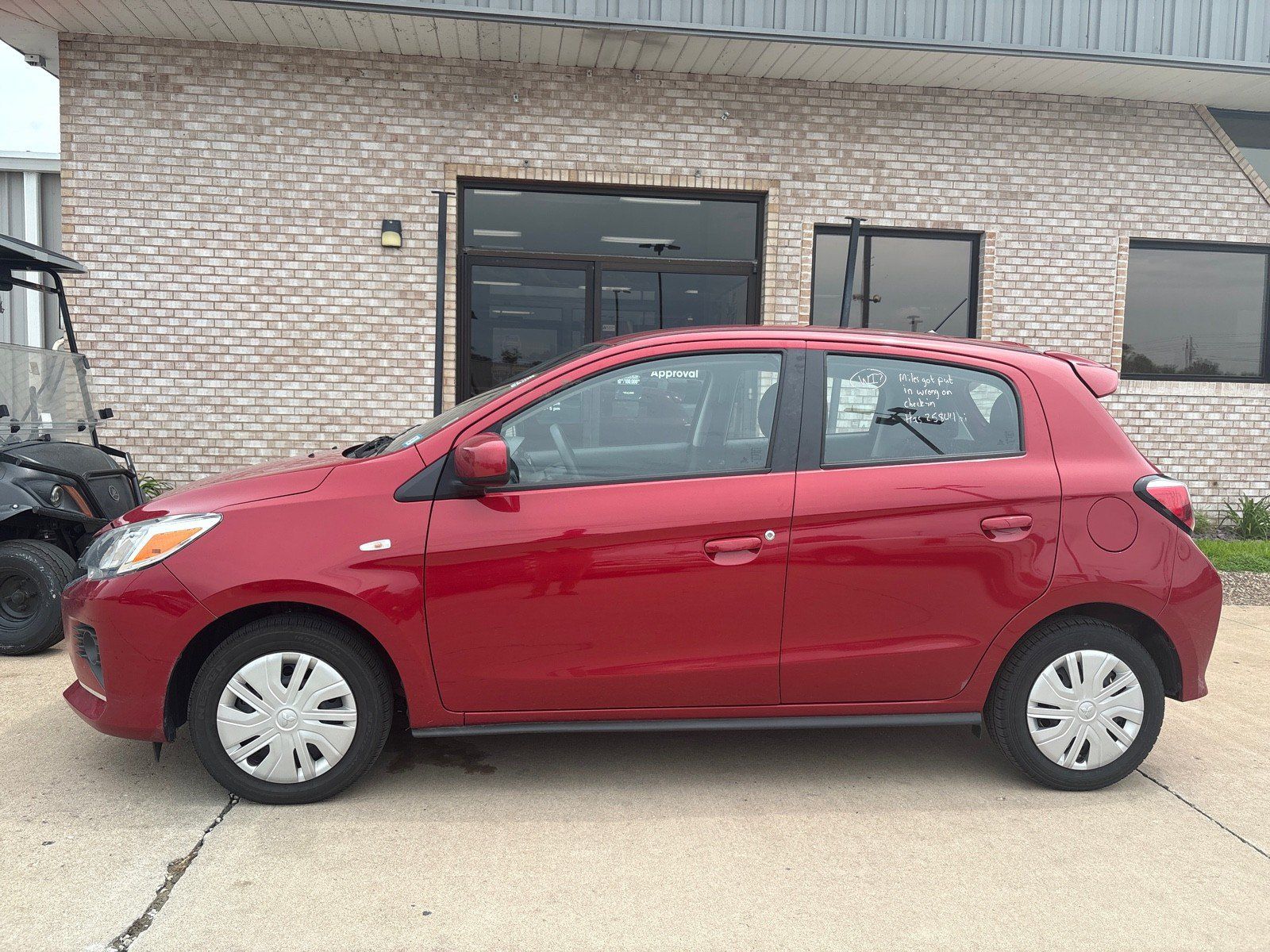 Used 2024 Mitsubishi Mirage ES FWD image 2