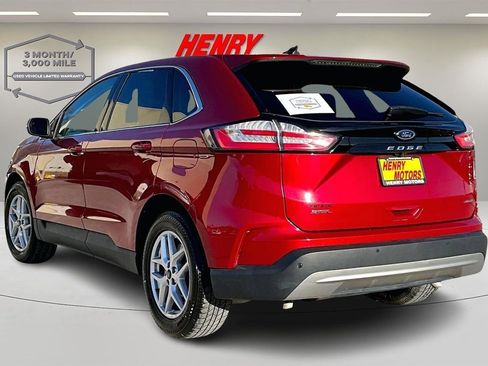 Used 2023 Ford Edge SEL image 4