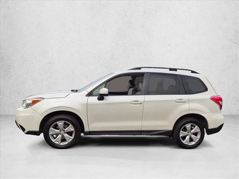 Used 2015 Subaru Forester 2.5i Premium w/ Popular Package #2 AWD/4WD image 2